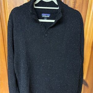 Patagonia Men's Speckled Black Sweater